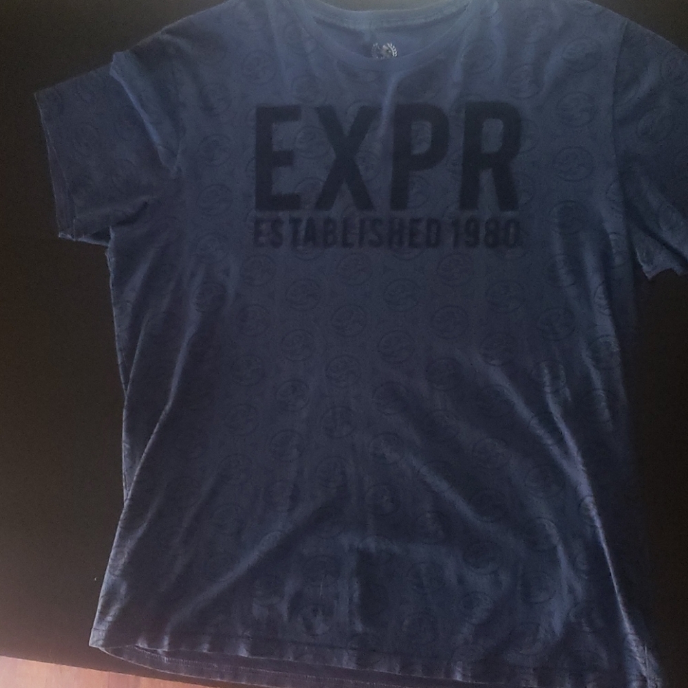 Express Casual T